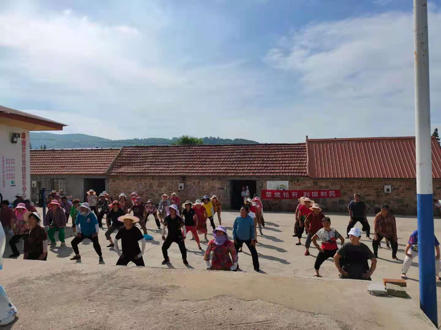 fe41751252630691f7462e7fb49deda.jpg