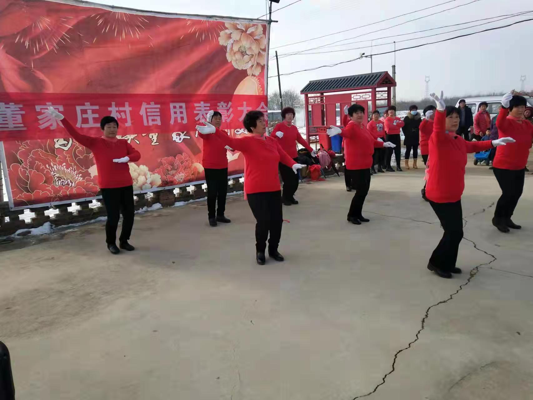 颁奖.jpg