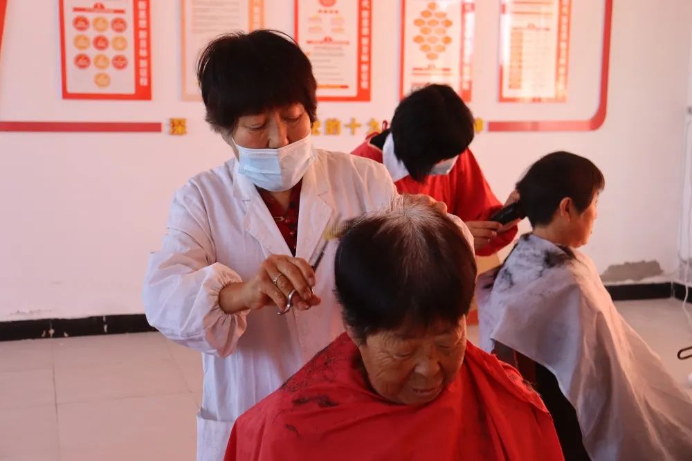 爱心剪头发.jpg